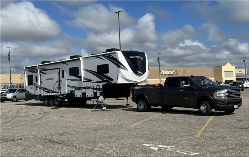 Park Your RV Overnight in the USA