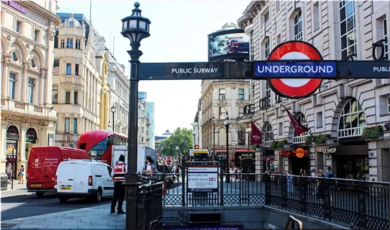 Zedwell Capsule Hotel Piccadilly Circus